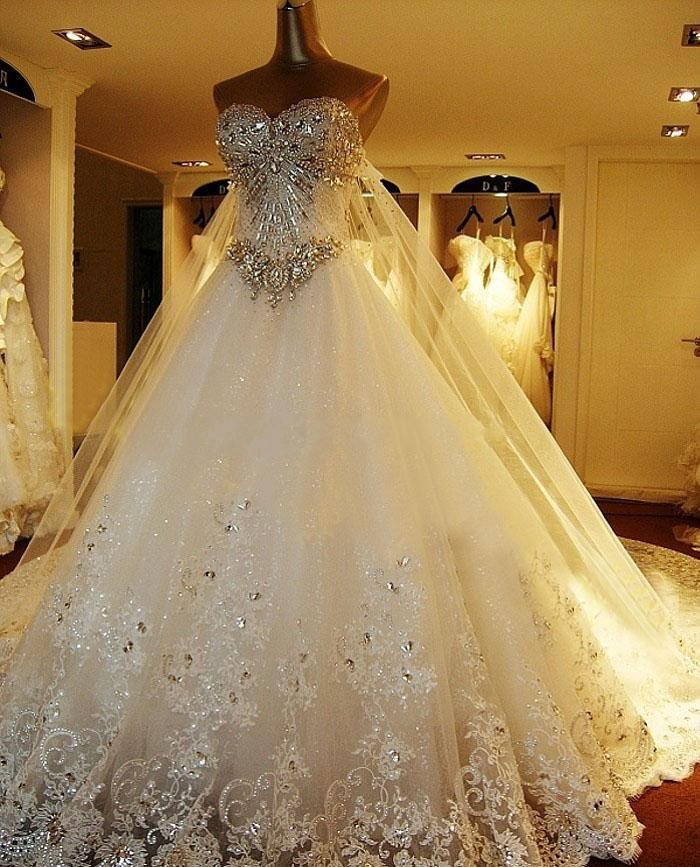 Luxurious Crystals Tulle Wedding Dresses Sweetheart Women Bridal Gowns